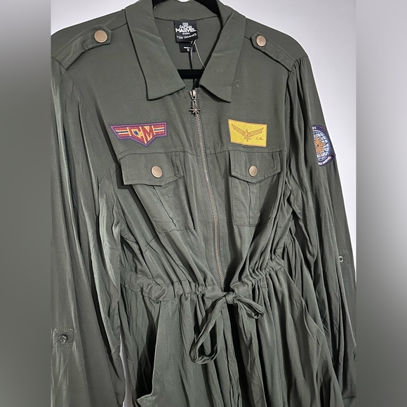 Her Universe Captain Marvel Olive Patchwork Shirt Dress NWT Size L 12 - Picture 4 of 15